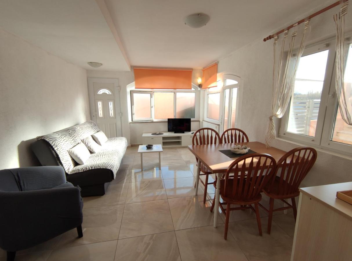 Apartments Beba Privlaka  Room photo